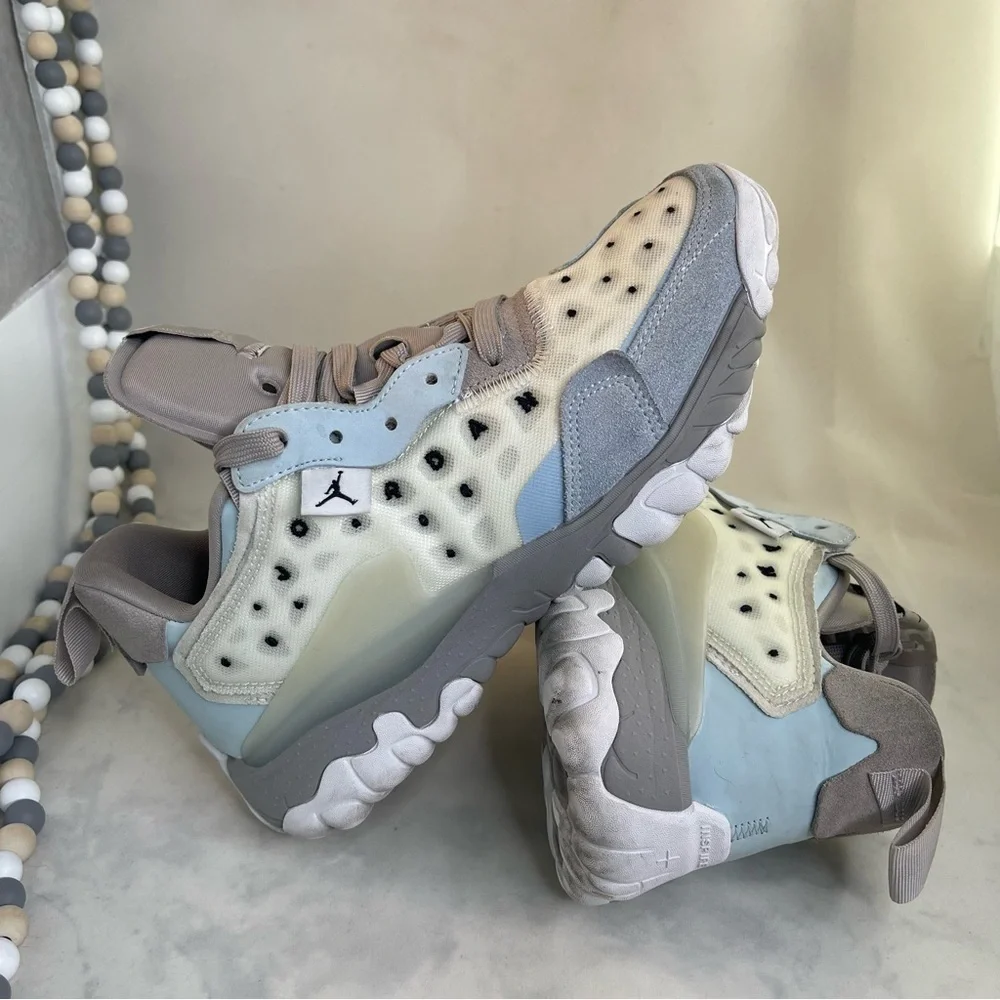 Nike Jordan Delta 2 white/gray/blue womens 8.5 Sneakers